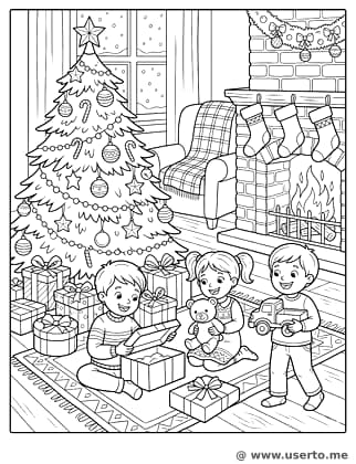 Fröhliches Öffnen der Weihnachtsgeschenke